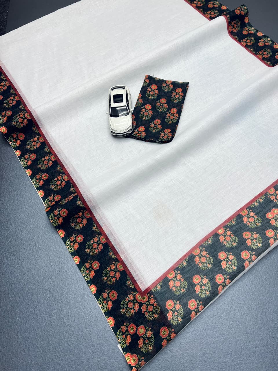 Onam Special Plain Linen Kerala Kasavu Saree with Digital Print (RedBrown)